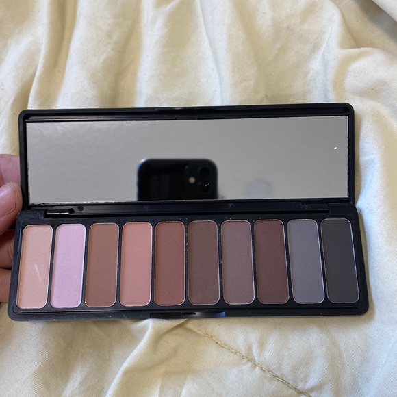 ELF Eyeshadow Palette Bundle - Mad For Matte - Picture 2 of 6
